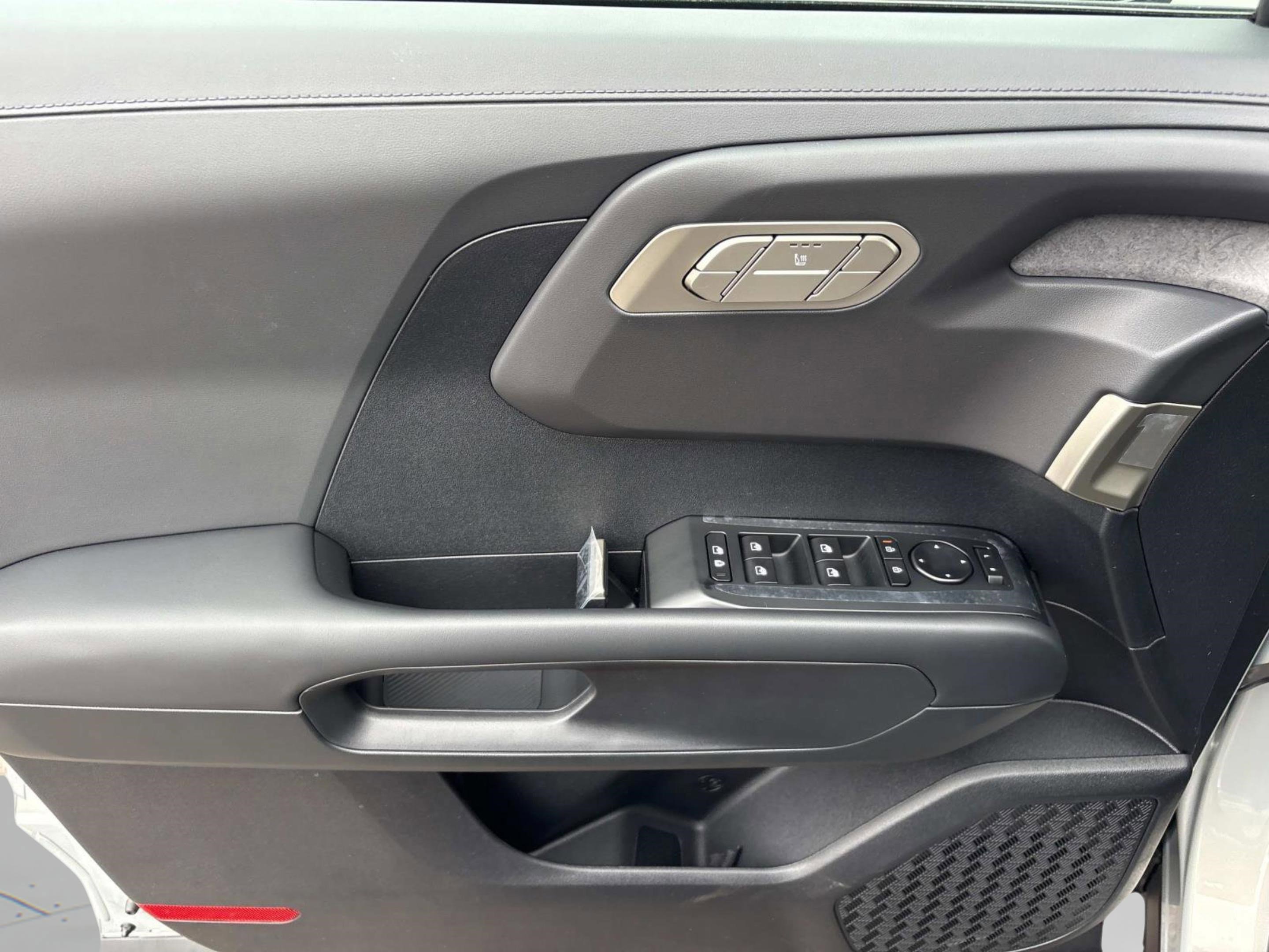 New 2027 Kia Telluride S image 21