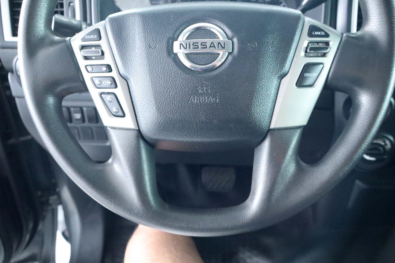 Used 2017 Nissan Titan S AWD/4WD image 21
