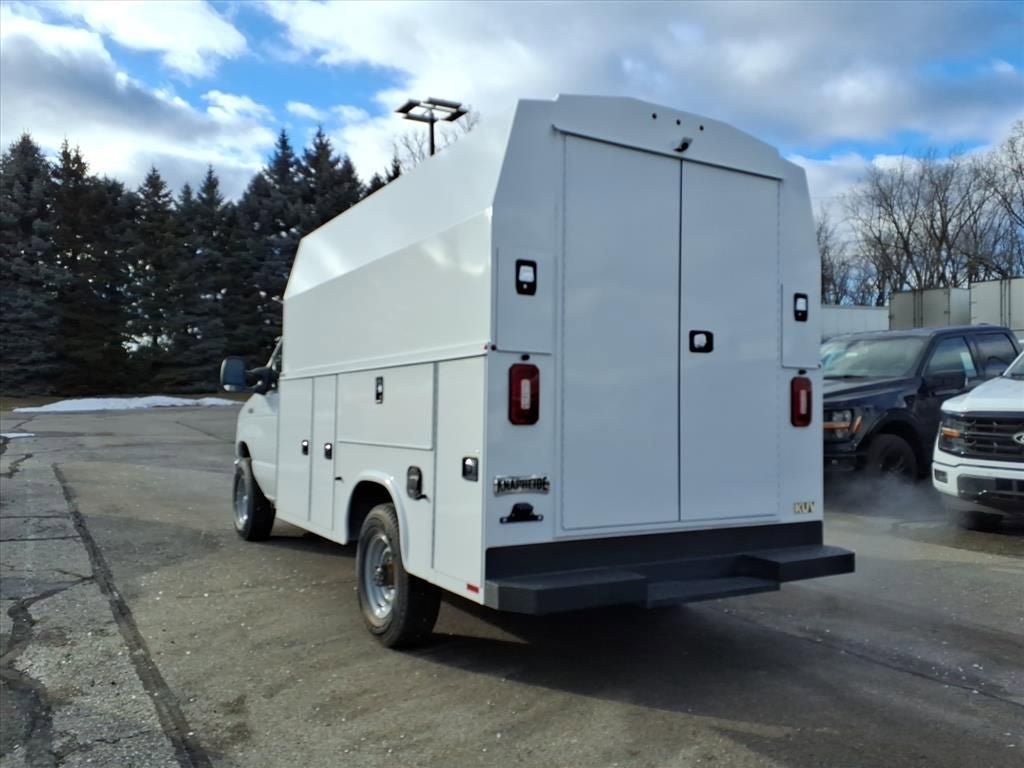 New 2026 Ford E-350 and Econoline 350 Super Duty w/ Power Equipment Group image 9