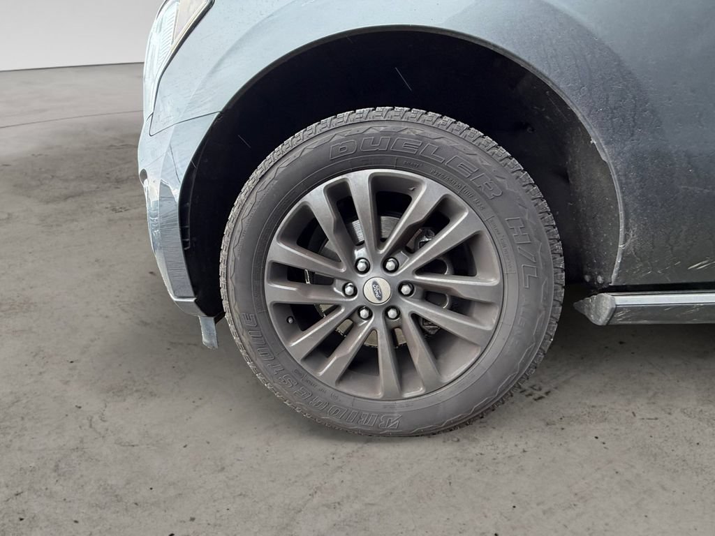Used 2021 Ford Expedition Max Limited AWD/4WD image 9