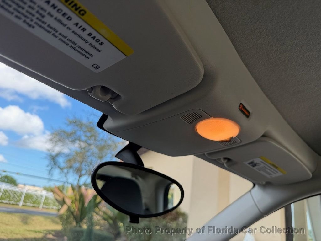 Used 2009 smart fortwo pure image 35