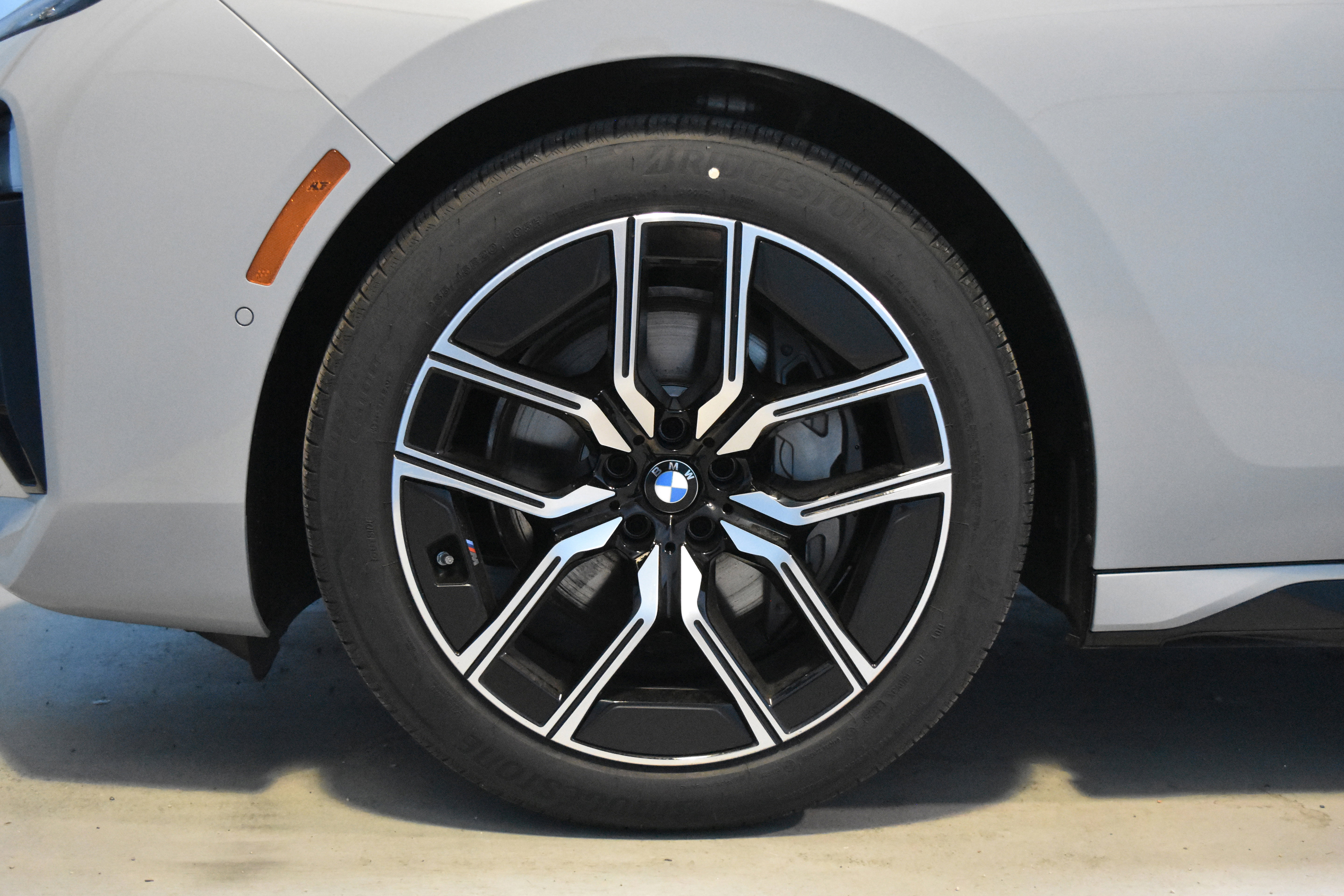 New 2026 BMW 740i xDrive w/ Executive Package AWD/4WD image 19