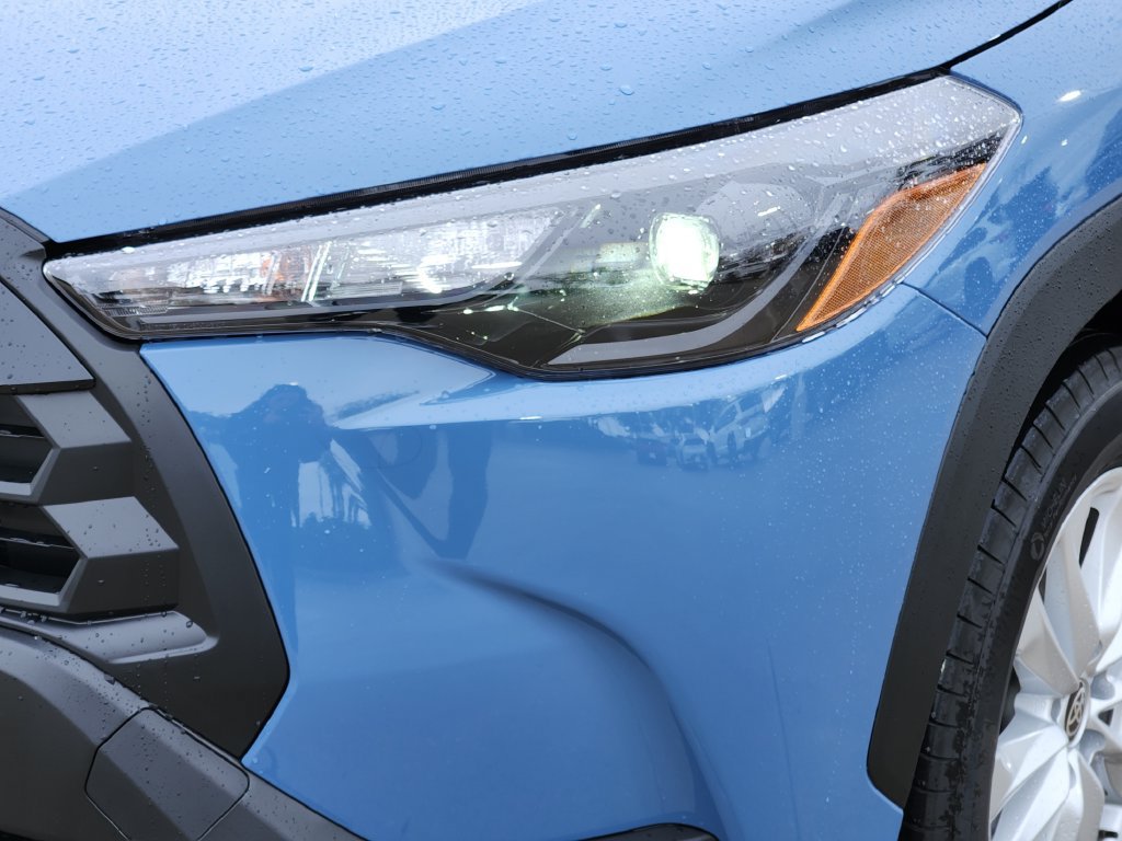 New 2026 Toyota Corolla Cross LE FWD image 11