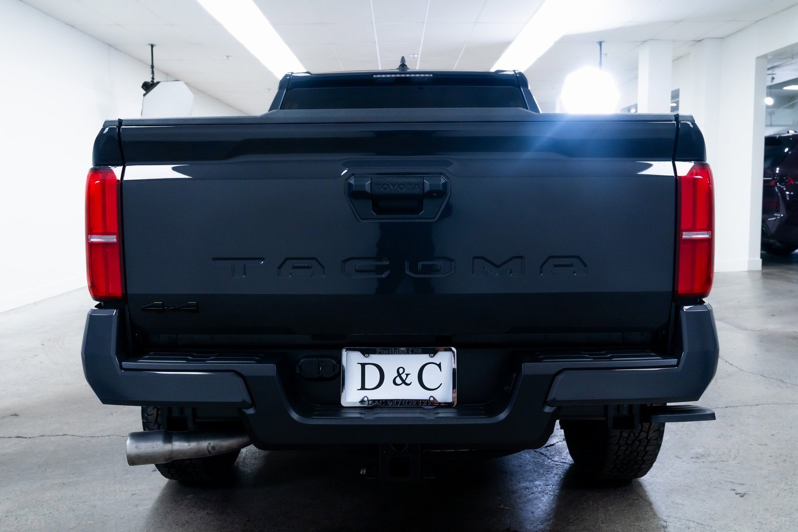 Used 2025 Toyota Tacoma TRD Off-Road image 5