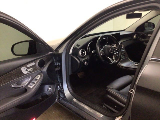 Used 2019 Mercedes-Benz C 300 Sedan w/ Premium Package image 9