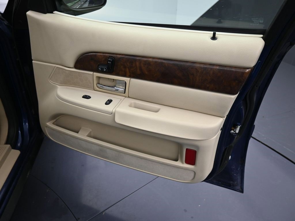 Used 2006 Mercury Grand Marquis LS image 19