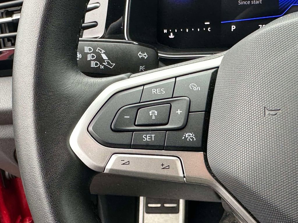 Used 2025 Volkswagen Jetta Sport image 27