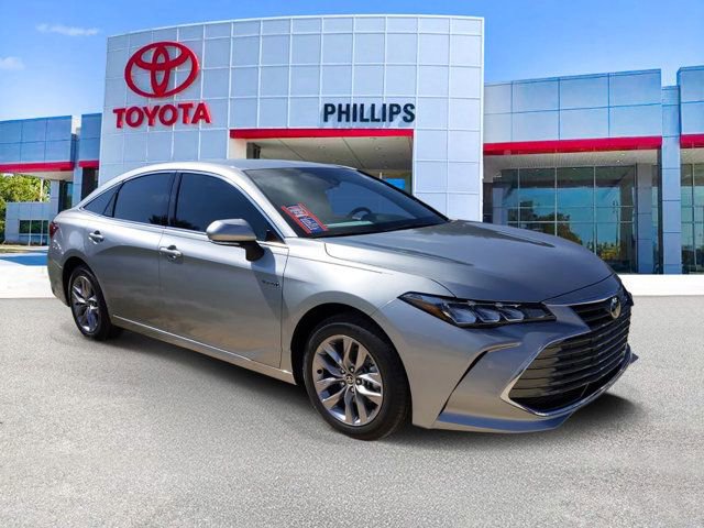 Used 2021 Toyota Avalon XLE FWD image 1