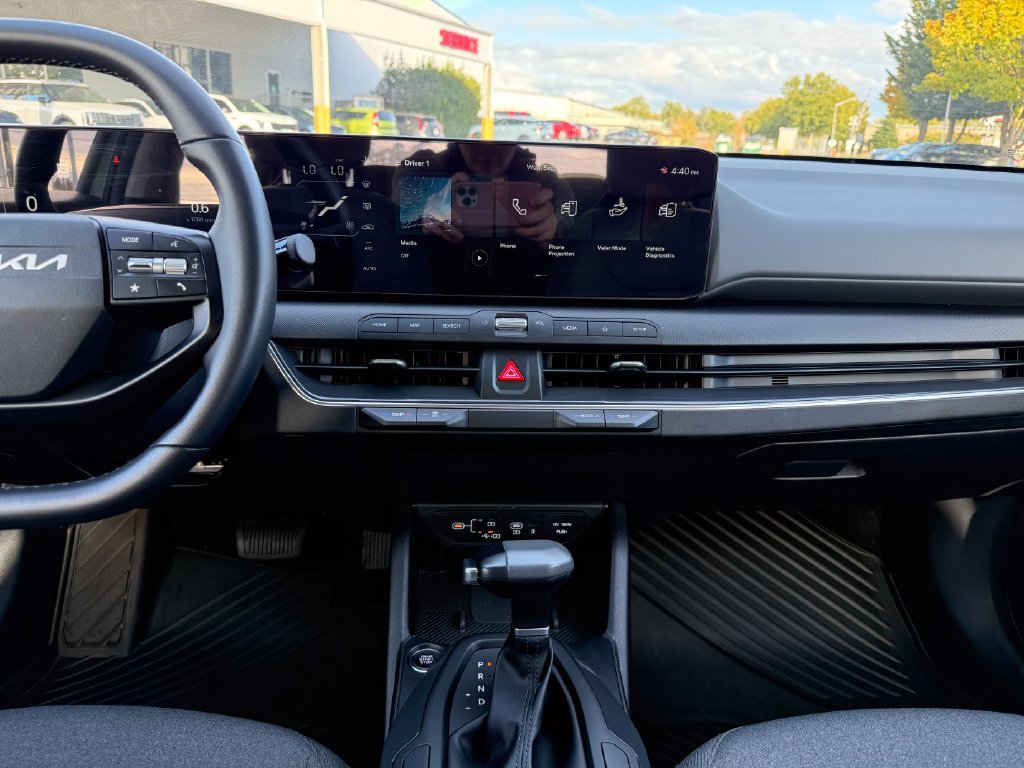 Certified 2025 Kia K4 EX FWD image 24