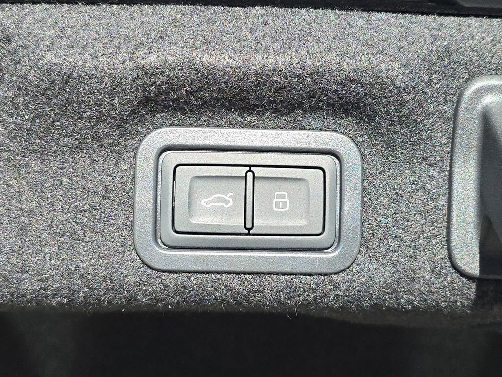 New 2026 Audi A6 Premium Plus image 13