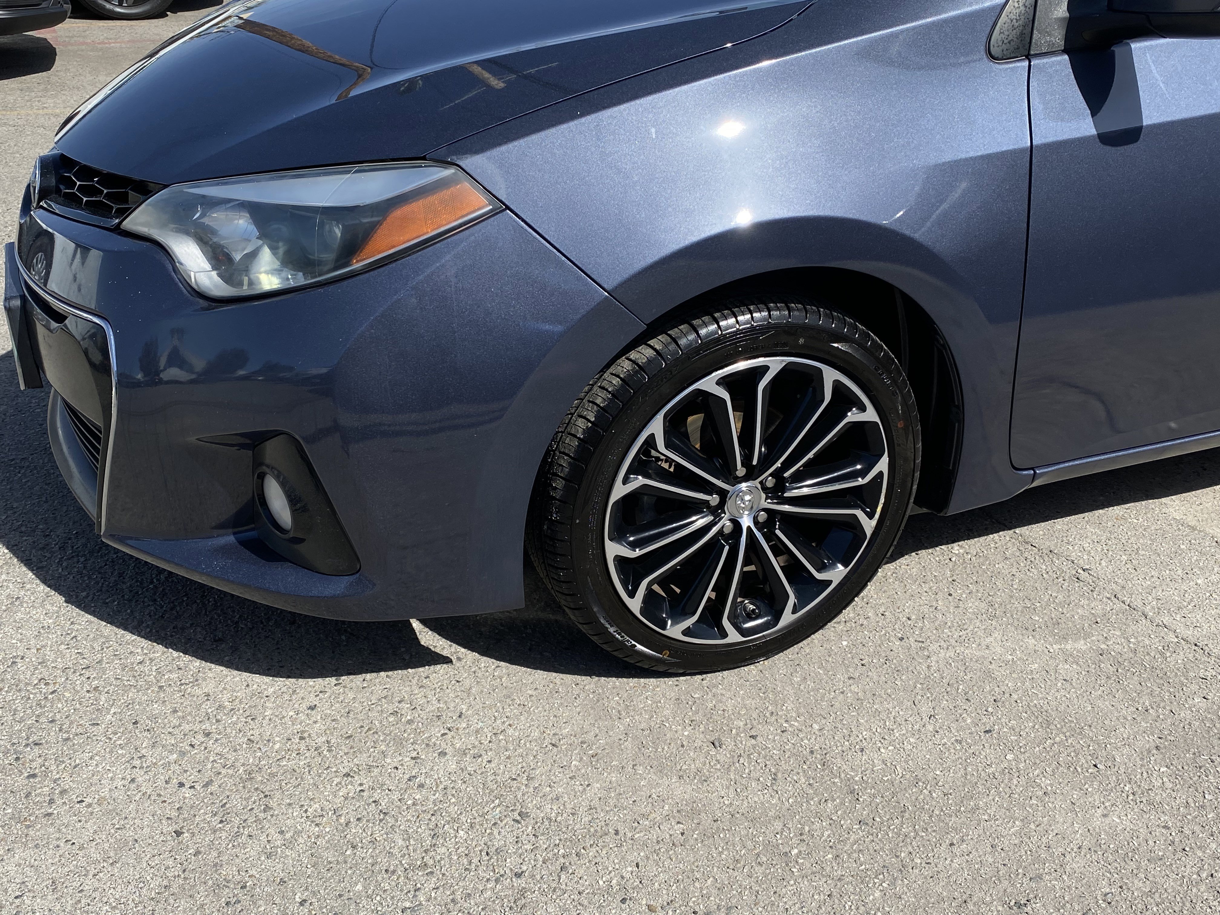 Used 2015 Toyota Corolla S FWD image 21