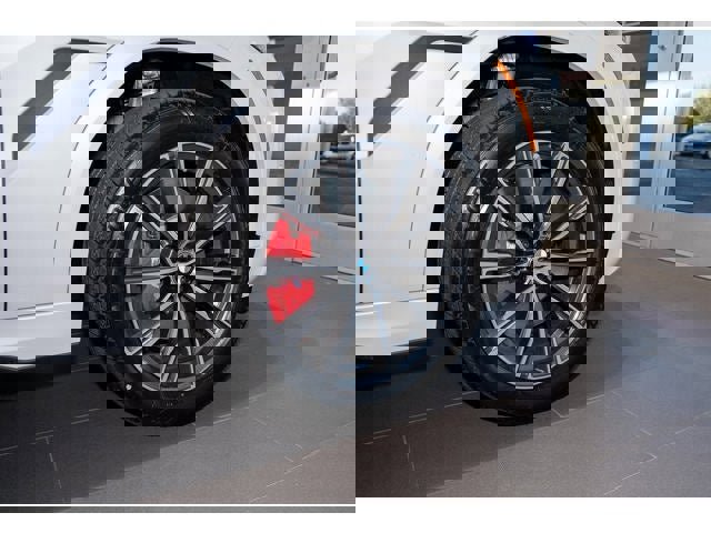 New 2026 BMW X6 M60i image 48