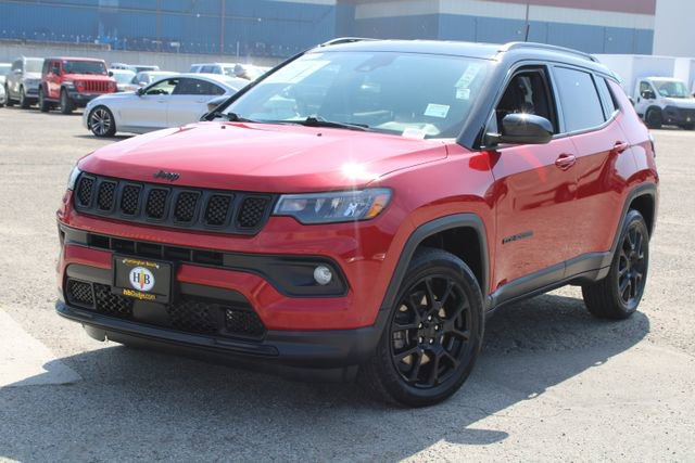 Used 2023 Jeep Compass Altitude image 9