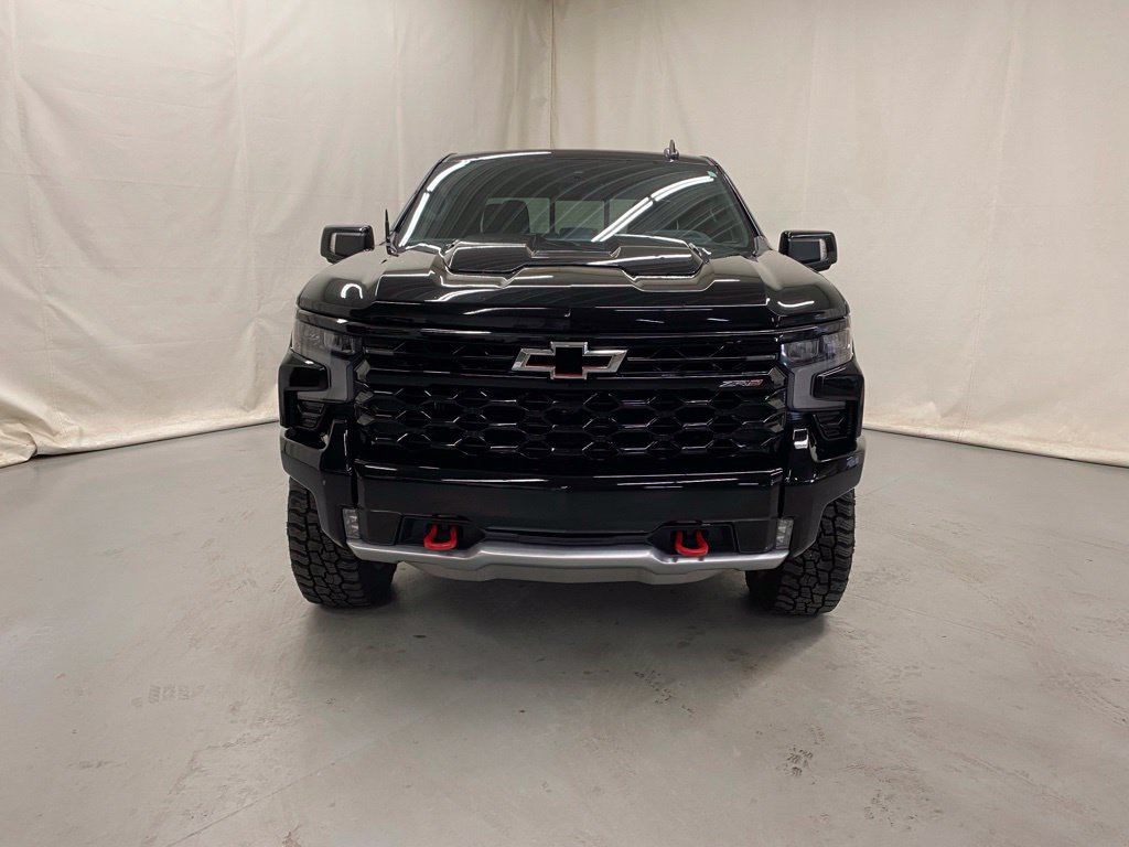 Used 2024 Chevrolet Silverado 1500 ZR2 w/ Technology Package AWD/4WD image 3