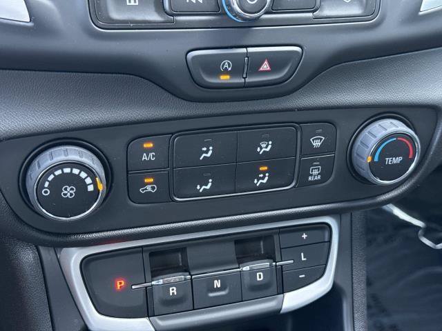 Used 2023 GMC Terrain SLE FWD image 18