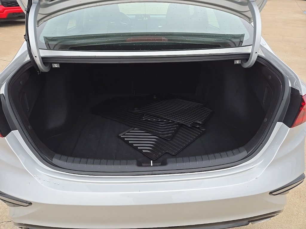 Used 2021 Kia Forte LXS image 29