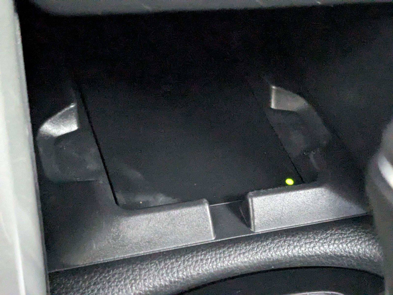 Certified 2025 Toyota Corolla Cross XLE FWD image 27