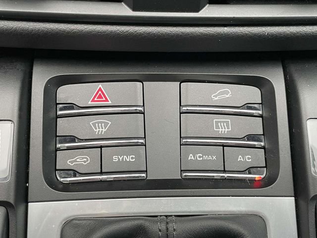 Used 2021 Porsche Macan S image 25