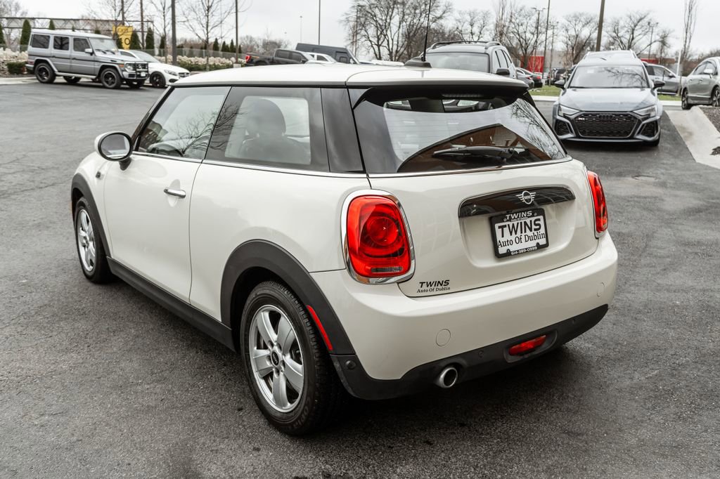 Used 2020 MINI Cooper 2-Door Hardtop image 38