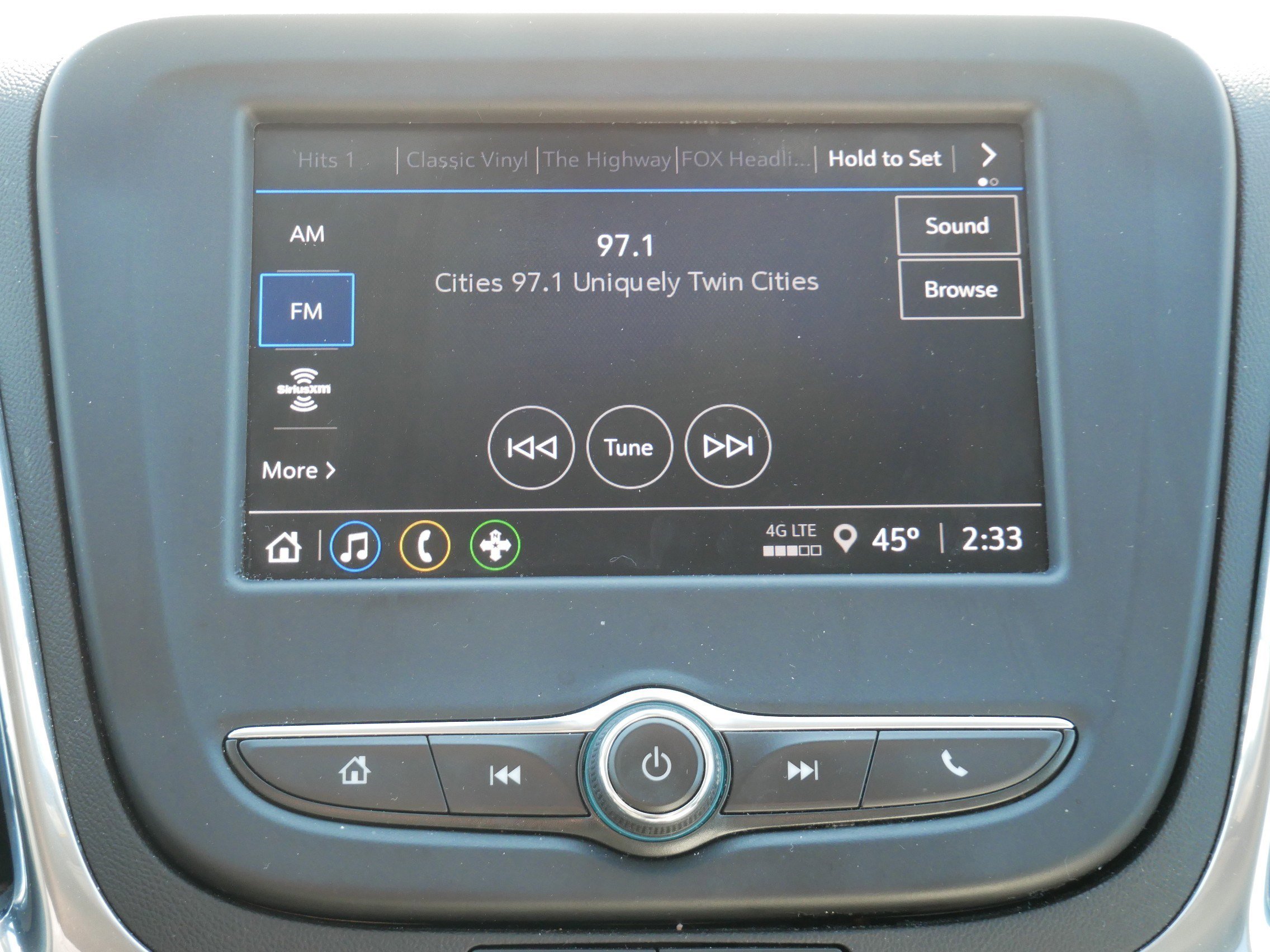 Used 2023 Chevrolet Equinox LS w/ LS Convenience Package image 27
