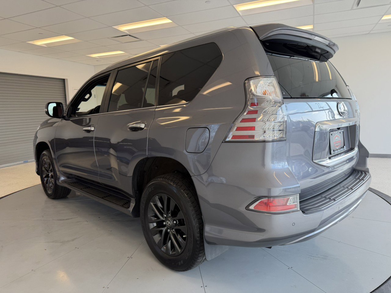 Used 2023 Lexus GX 460 Premium w/ Premium Plus Package AWD/4WD image 5