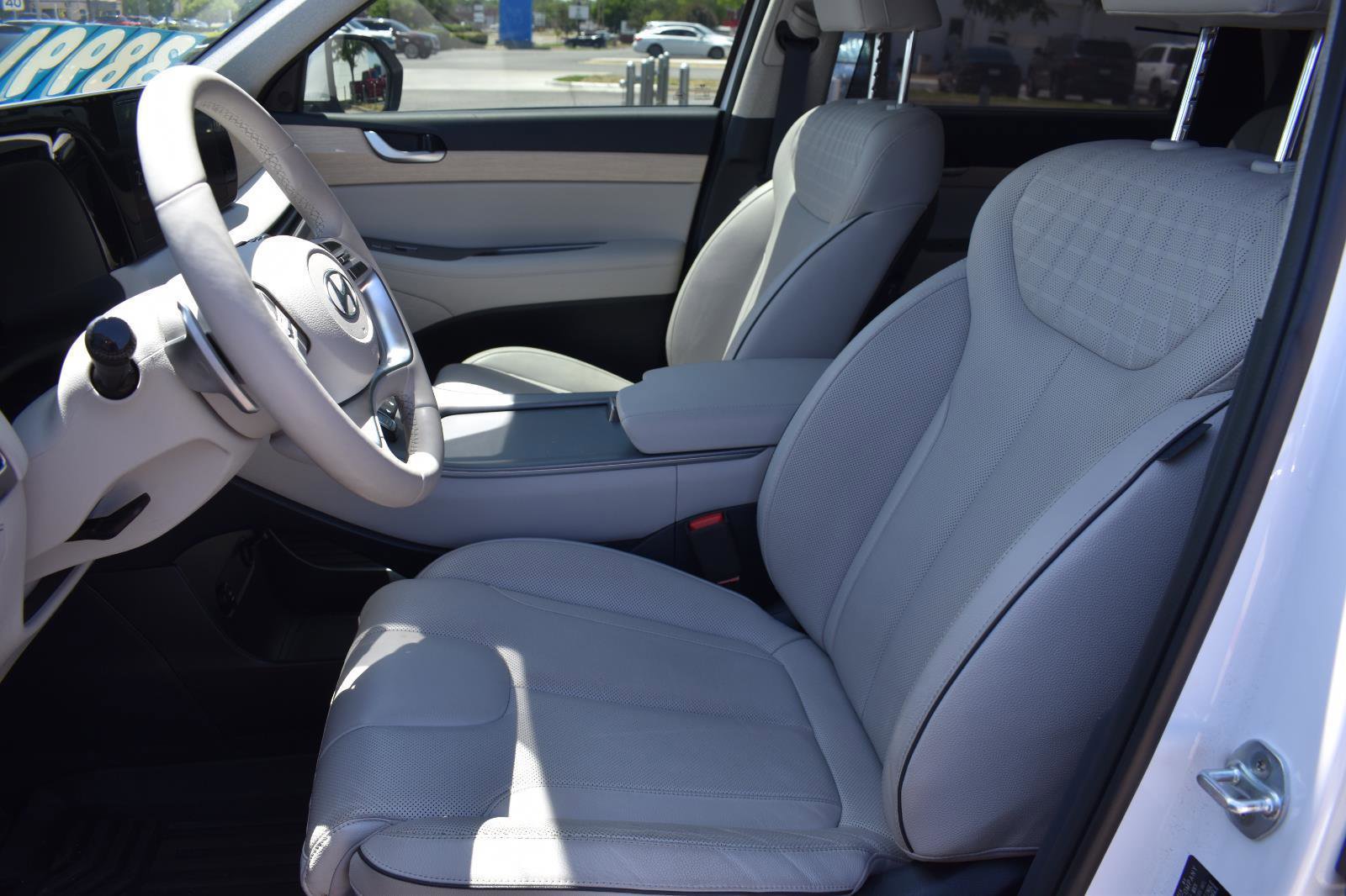 Used 2023 Hyundai Palisade Limited AWD/4WD image 27