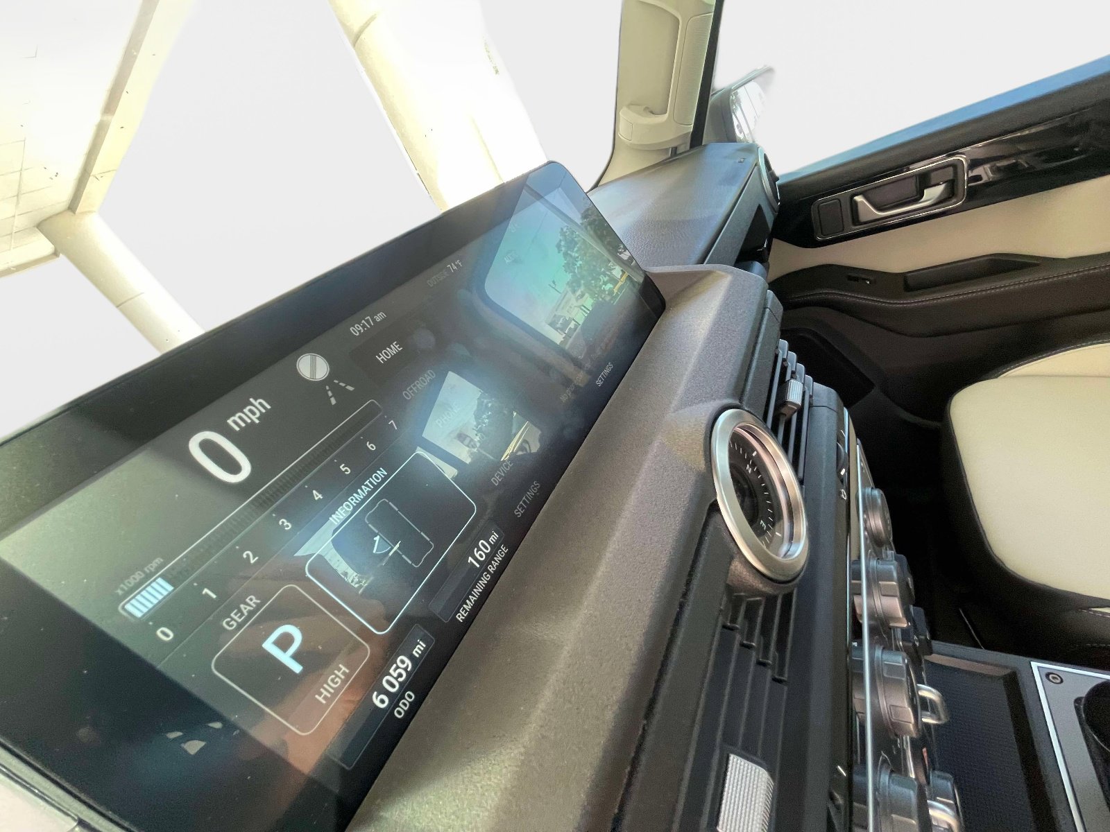 Used 2025 INEOS Grenadier Fieldmaster Edition AWD/4WD image 11