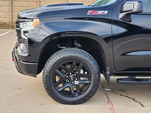 Used 2024 Chevrolet Silverado 1500 LT Trail Boss w/ Convenience Package II AWD/4WD image 15