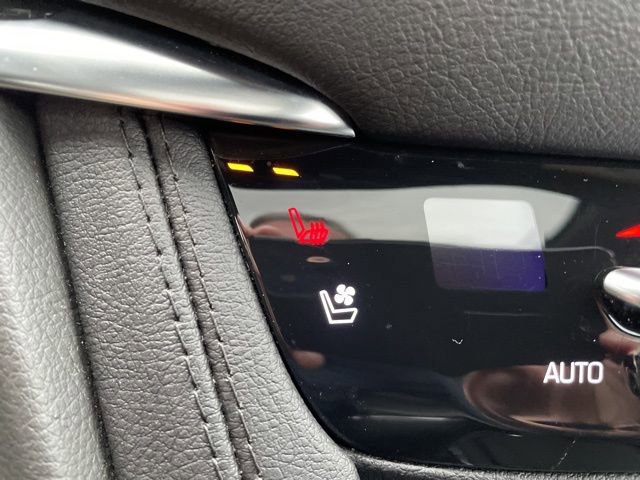 Used 2025 Cadillac XT5 Premium Luxury image 19