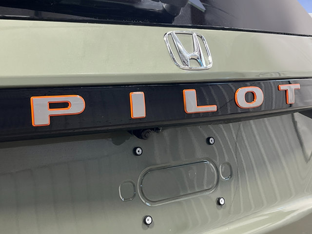New 2026 Honda Pilot TrailSport image 6