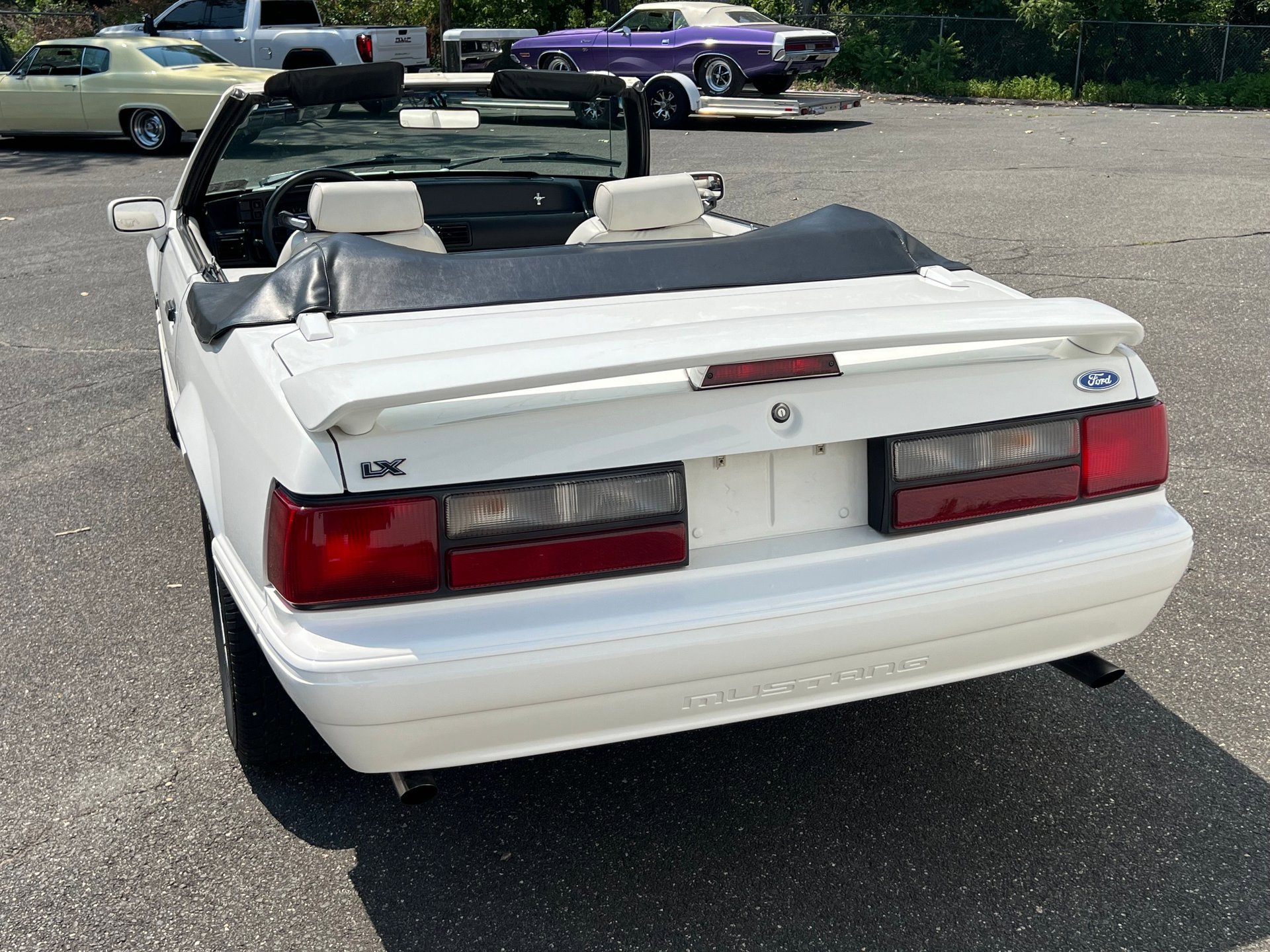 Used 1993 Ford Mustang LX RWD image 5