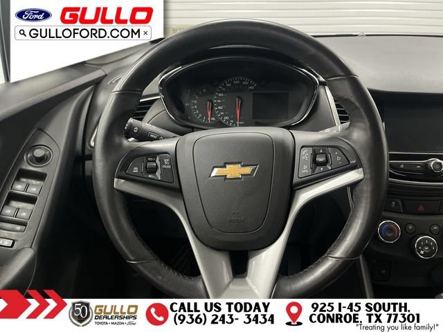 Used 2017 Chevrolet Trax LT w/ LT Convenience Package FWD image 13