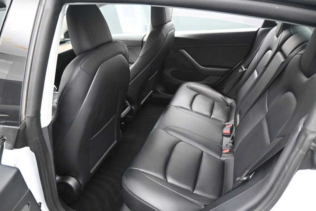 Used 2022 Tesla Model 3 Long Range AWD/4WD image 26