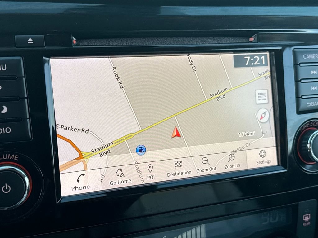 Used 2020 Nissan Rogue SV w/ Premium Package image 24