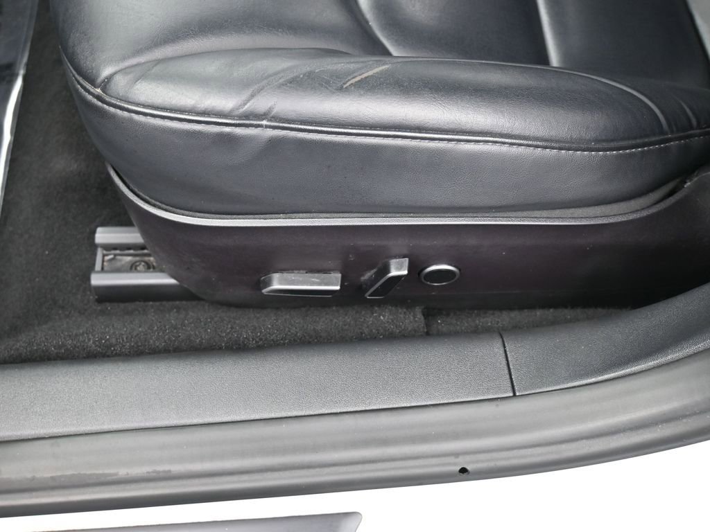 Used 2023 Tesla Model 3 Standard Range image 16