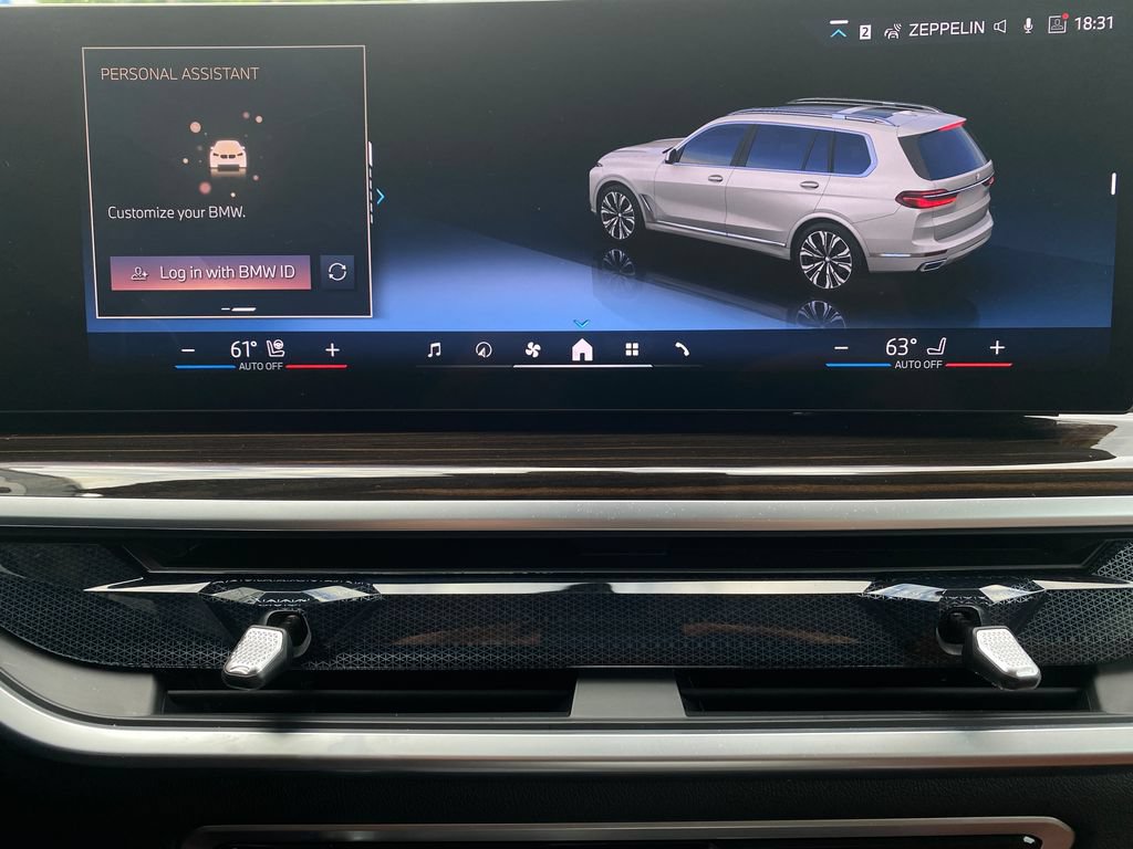 Used 2026 BMW X7 xDrive40i AWD/4WD image 17
