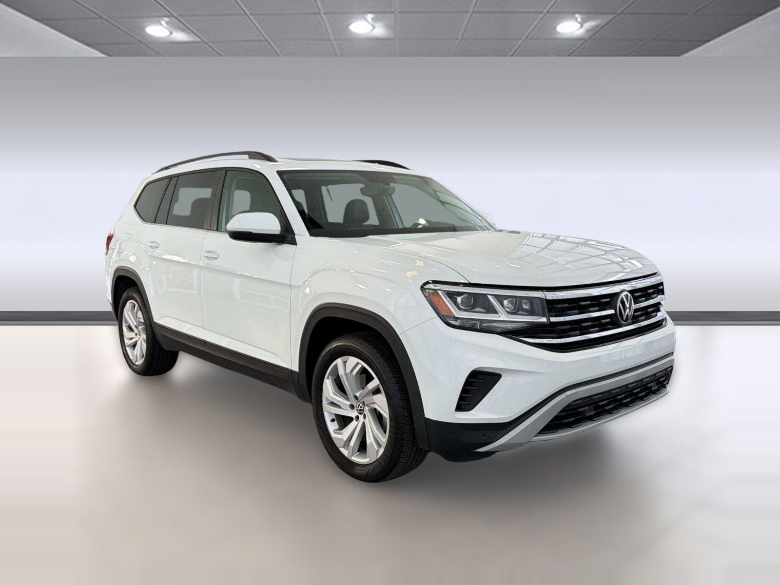 Used 2023 Volkswagen Atlas SE w/ Panoramic Sunroof Package image 7