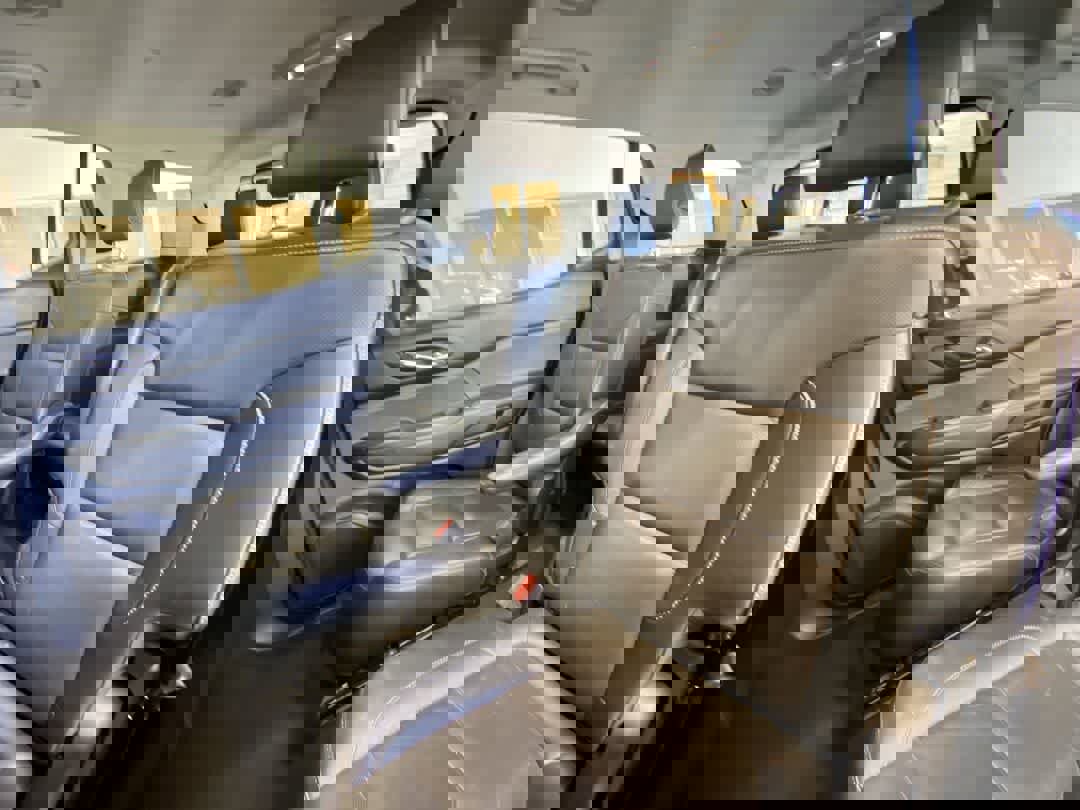 Used 2018 GMC Acadia SLT image 25