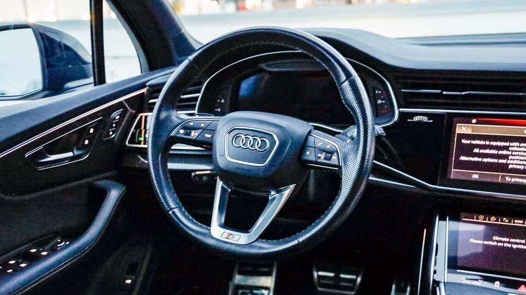Used 2023 Audi SQ7 Prestige w/ Prestige Package AWD/4WD image 18