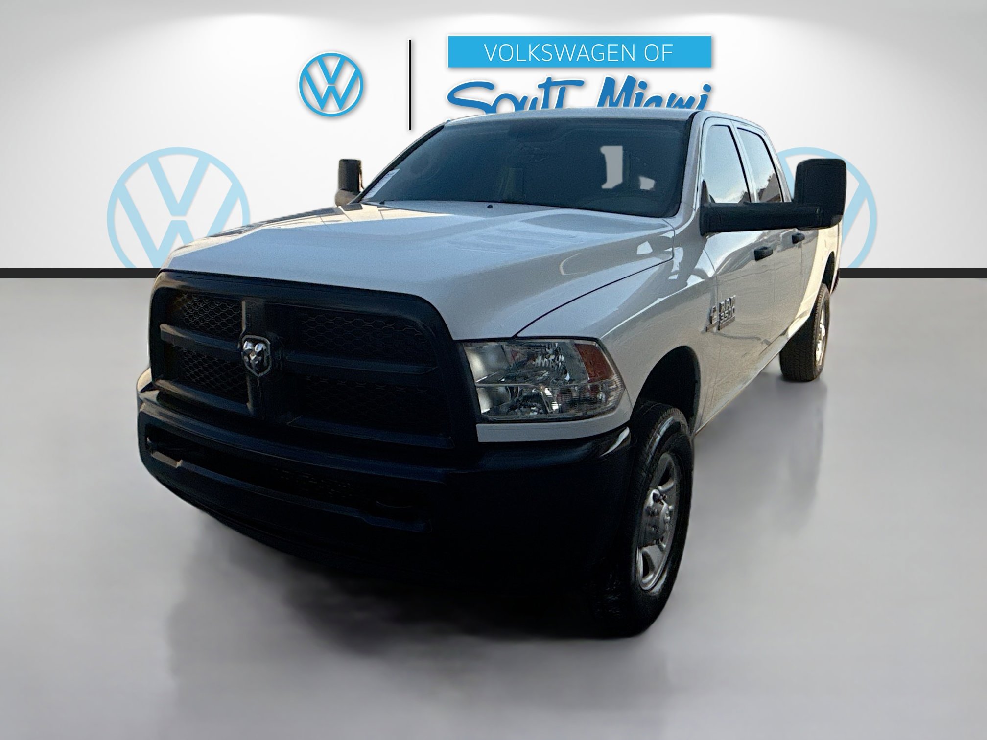 Used 2018 RAM 3500 Tradesman w/ Protection Group image 3