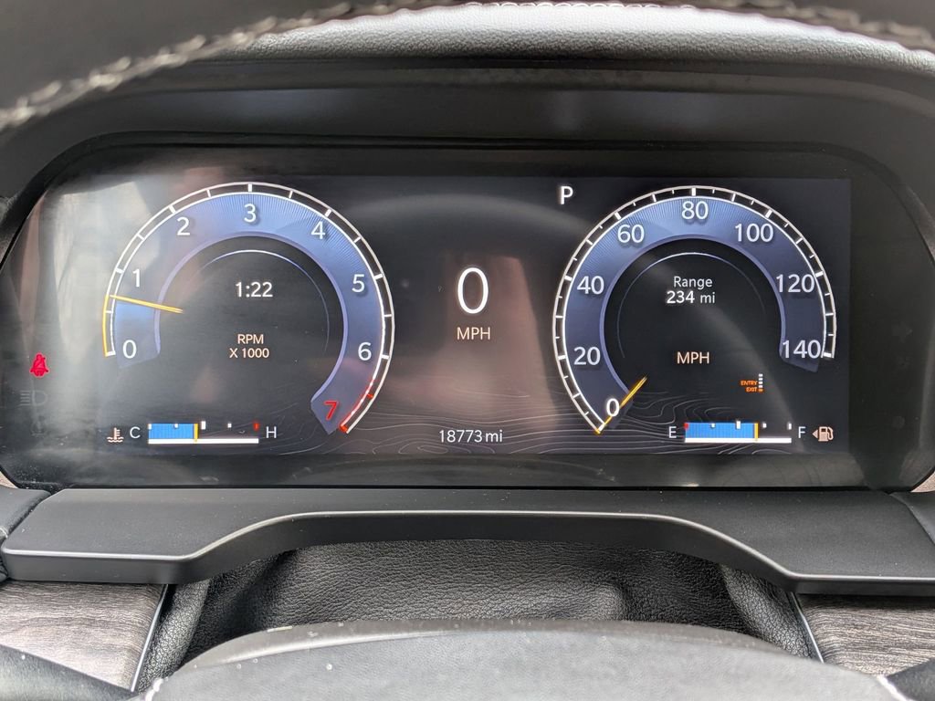 Used 2023 Jeep Grand Cherokee Overland image 17