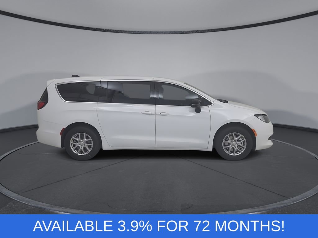 New 2026 Chrysler Voyager LX image 17