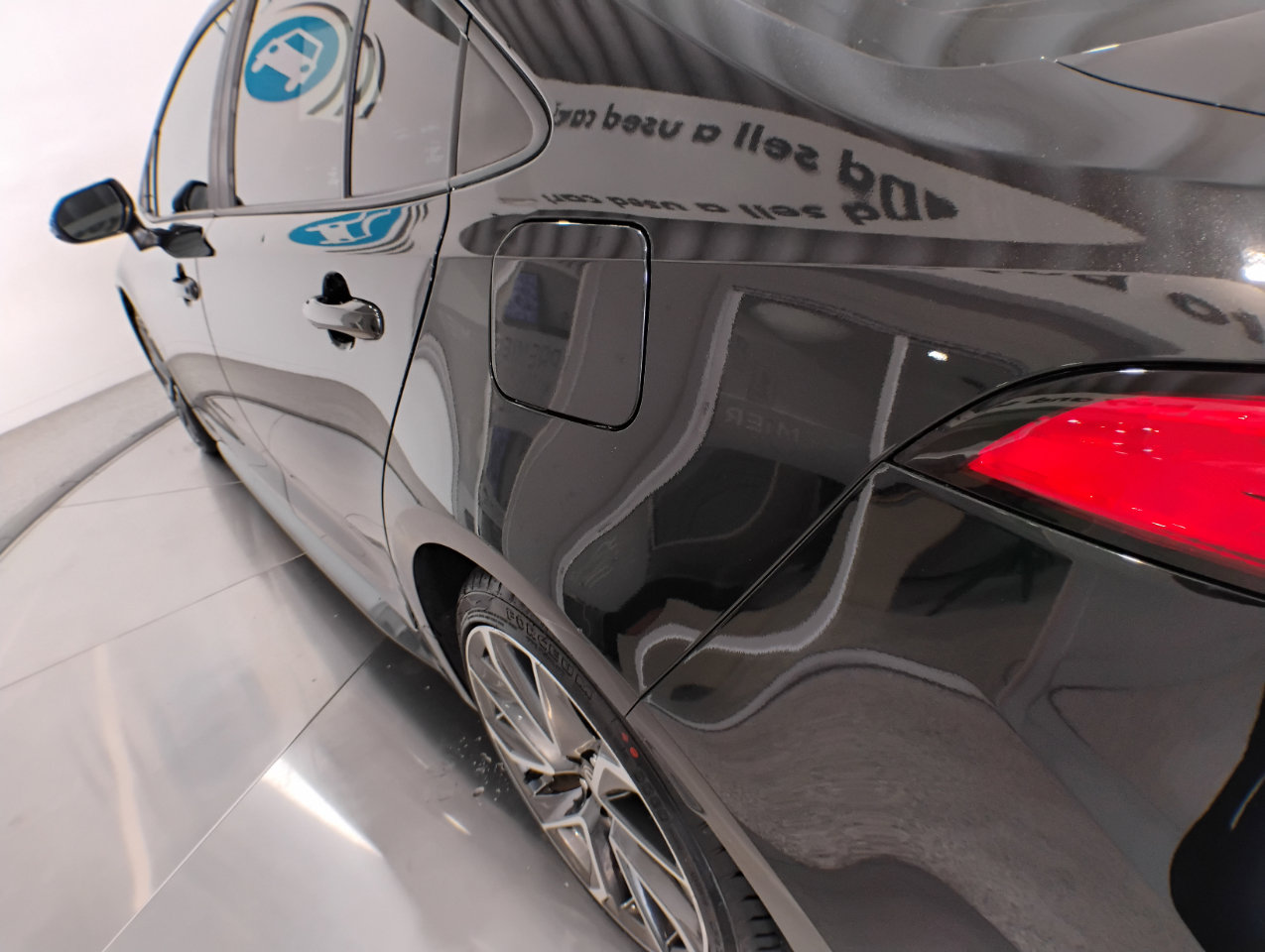 Used 2020 Toyota Corolla SE image 4