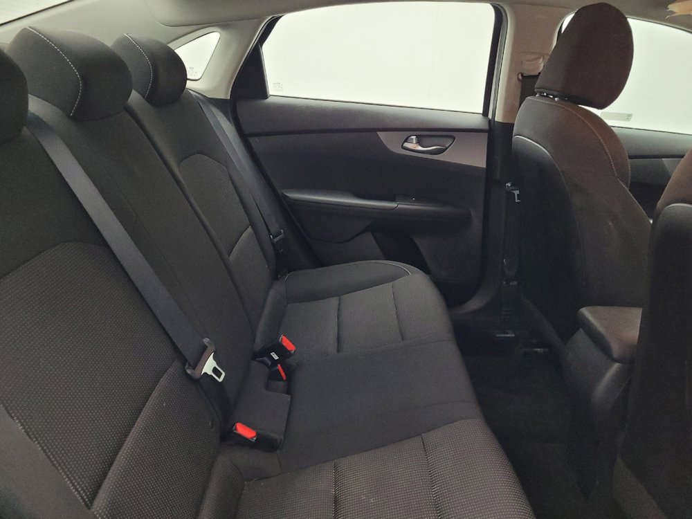 Used 2019 Kia Forte LXS image 19