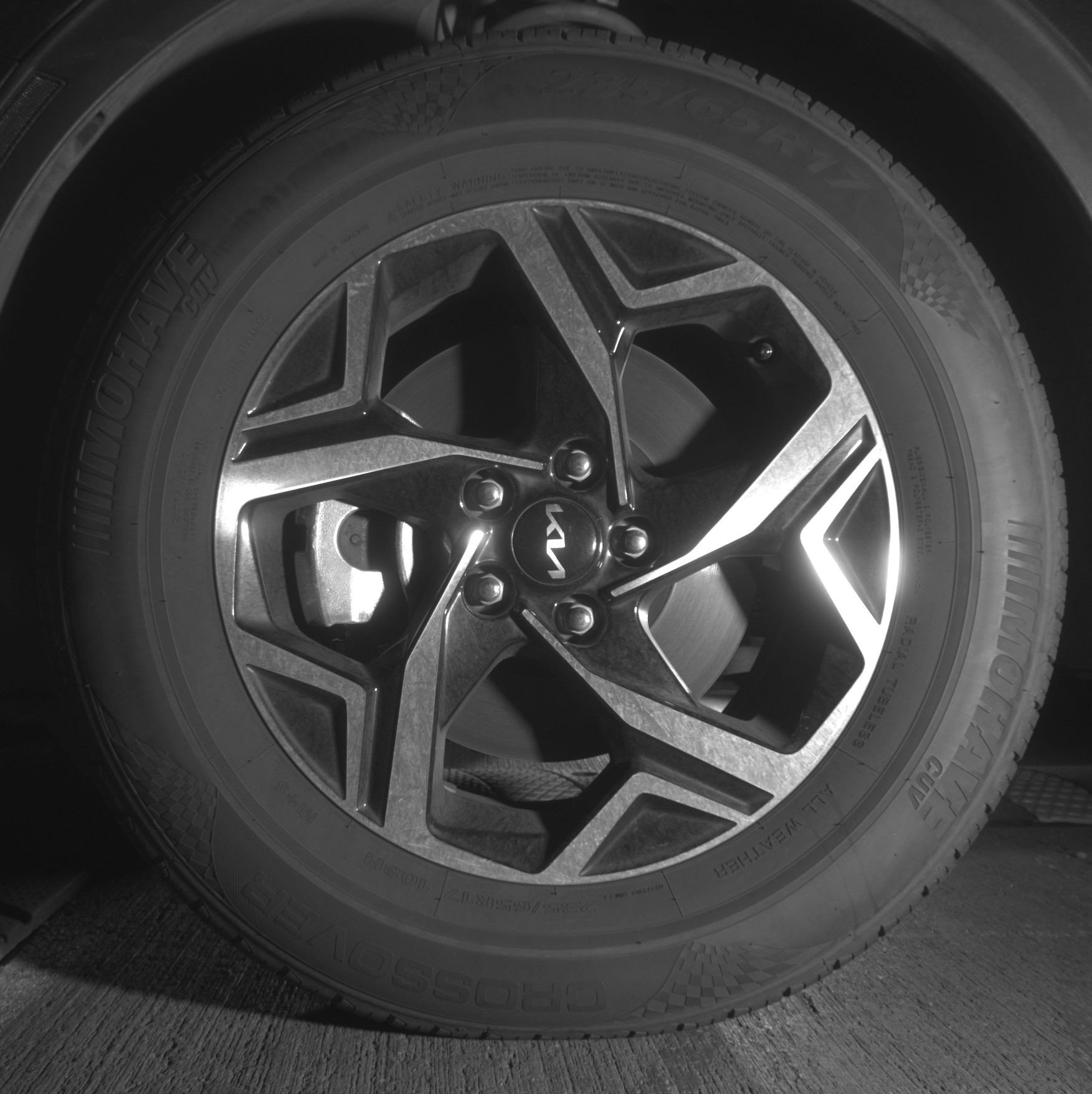 Used 2025 Kia Sportage LX image 12