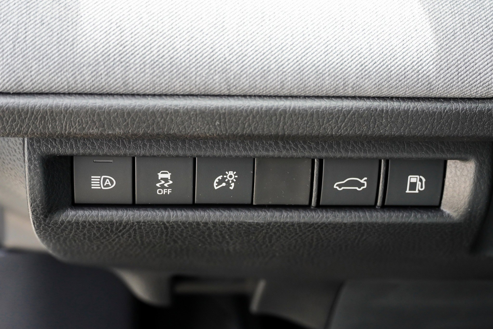 New 2026 Toyota Camry LE w/ Convenience Package FWD image 18