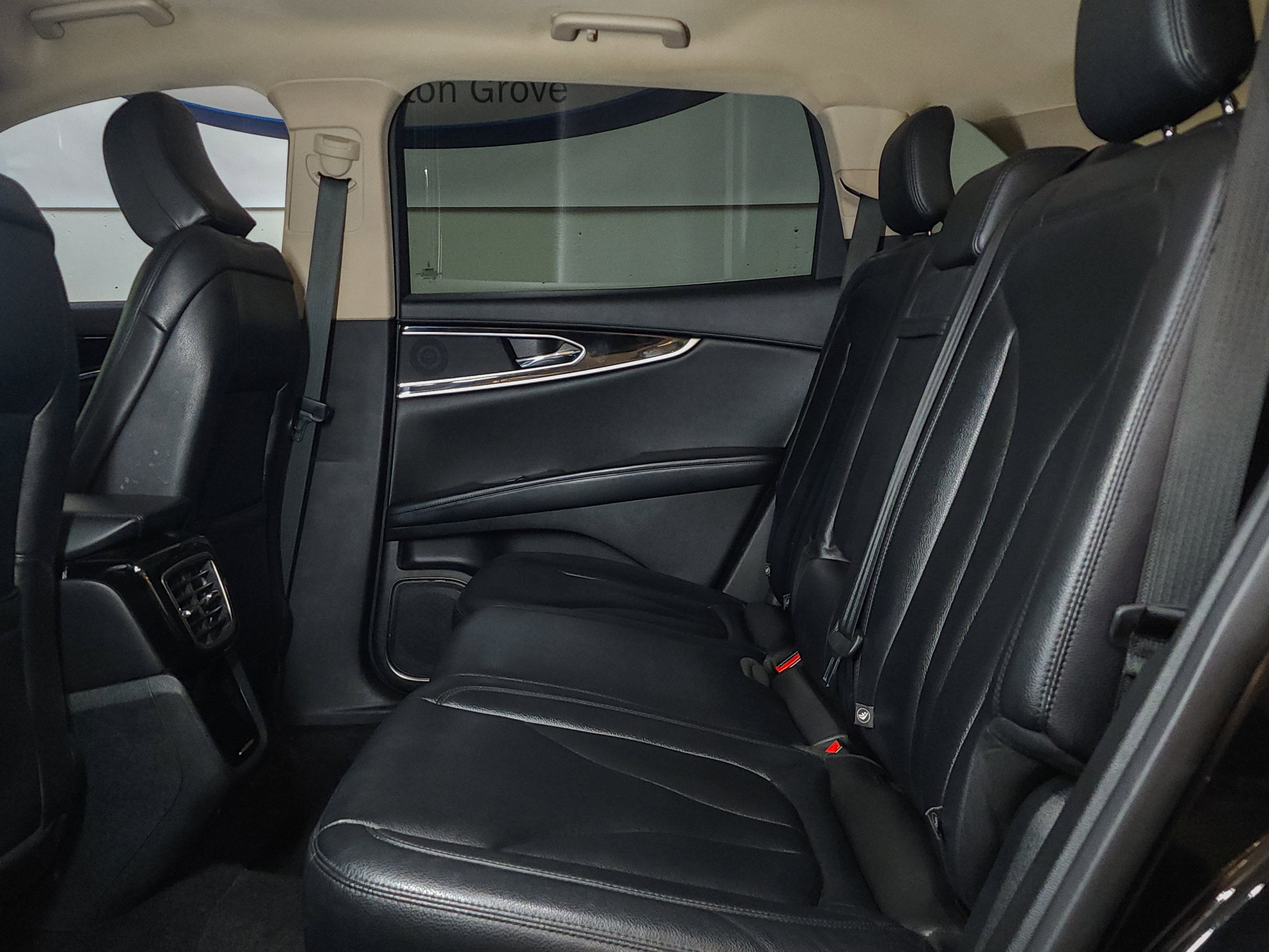 Used 2022 Lincoln Nautilus FWD image 42