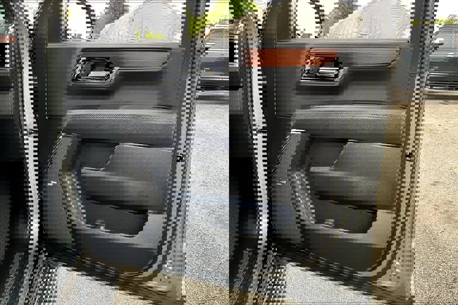 Used 2026 GMC Yukon Denali w/ Denali Reserve Package image 23