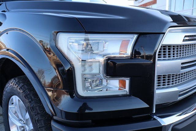 Used 2017 Ford F150 Platinum w/ Equipment Group 701A Luxury image 4