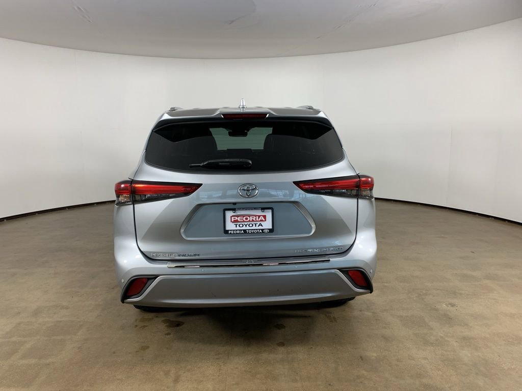 Used 2022 Toyota Highlander Platinum AWD/4WD image 10